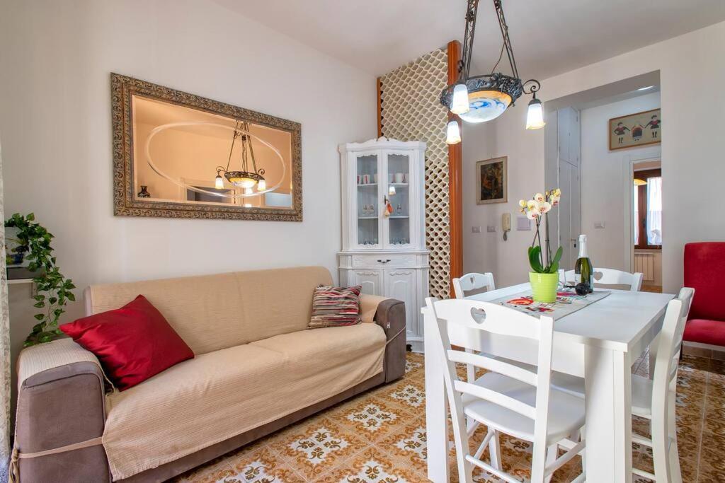 Casa Vacanze 100 Metri Dal Mare Alghero Luaran gambar
